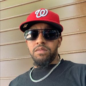 Meet your Posher, Wesley